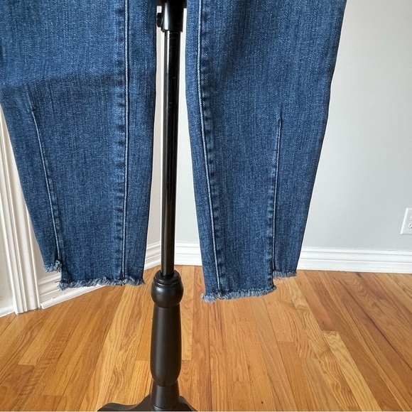 DL1961 Florence mid -rise Insta sculpt luxe skinny jeans in a size 26 NWT - Picture 15 of 16